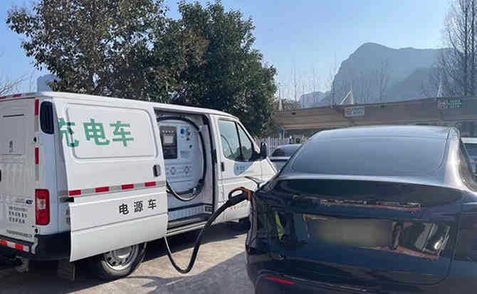息烽汽车搭电